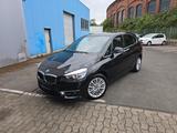 BMW 220 Baureihe 2 Active Tourer 220 d xDrive - BMW mit Diesel-Antrieb: Vollleder, Ambiente-Beleuchtung, mit Klimaautomatik