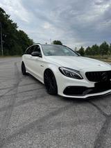 Mercedes-Benz C63 S-AMG Performance Auspuff-viele Extras