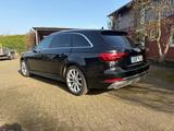 Audi A4 45 TFSI S tronic *S-Line*Pano*Navi* - Audi A4 Gebrauchtwagen Privatanbieter