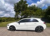 Mercedes-Benz A 200 d , Night Paket, MBUX, Rückfahrkamera uvm. - Mercedes-Benz A 200 in Bonn