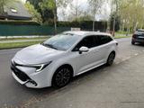 Toyota Corolla 1,8 Hyb Team D. T. Sports Mietwagen UBER - Toyota Gebrauchtwagen in Grevenbroich