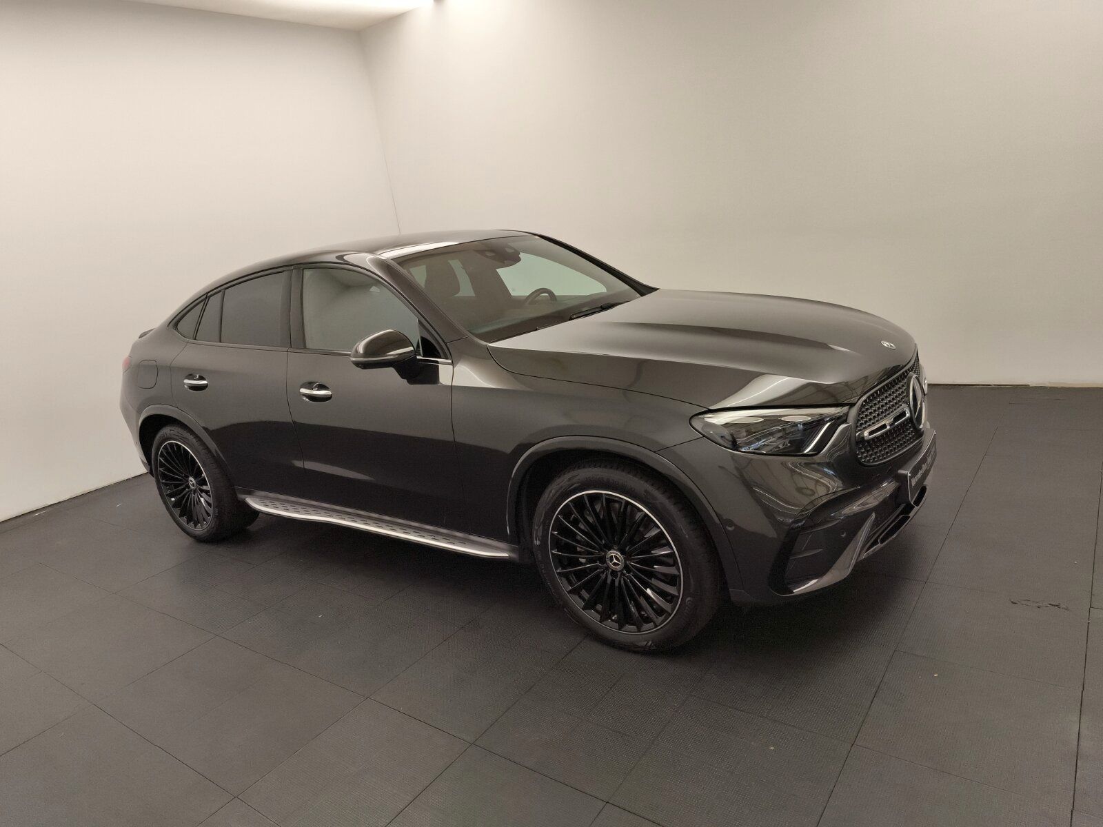Mercedes-Benz GLC 220d 4M Coupé AMG Night Pano Distr AHK Burm foto 4