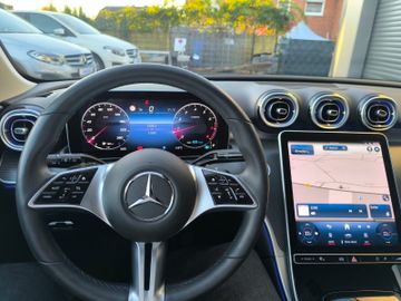 Bild 10 Mercedes-Benz C 180 T Avantgarde Automatik MBUX Kamera Ambient