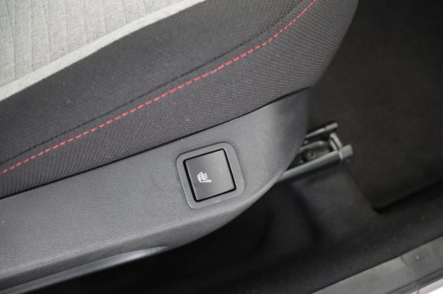 Fahrzeugabbildung Citroën C1 Furio PureTech 82 Shine
