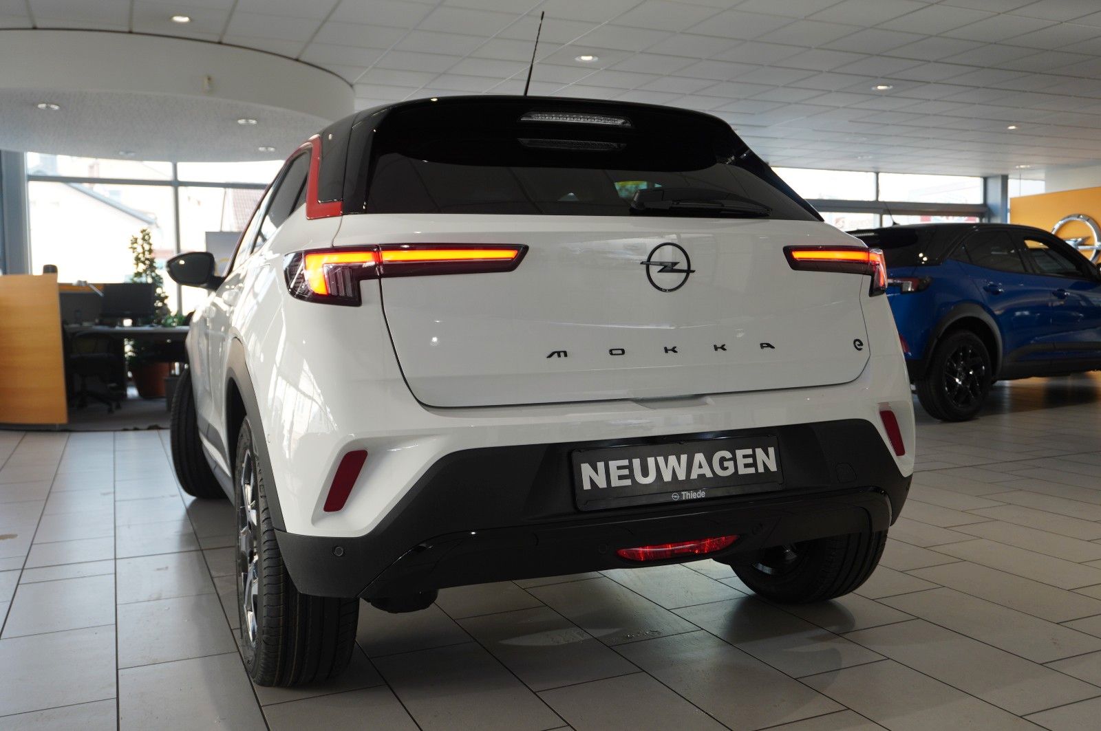 Fahrzeugabbildung Opel Mokka-e GS Line 18"ALU/NAVI/LED/KAMERA/SHZ/PDC