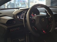Fahrzeugabbildung Lamborghini Huracán Tecnica LP640-2 (LIFT/SENSONUM/CAM/STYLE