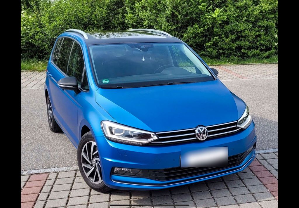 Image of Volkswagen Touran