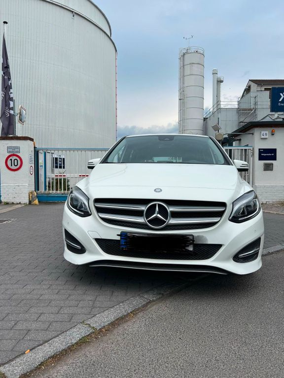 Image of Mercedes-Benz B 180