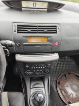 Citroën C4 Lim. Style - Citroën C4: Style