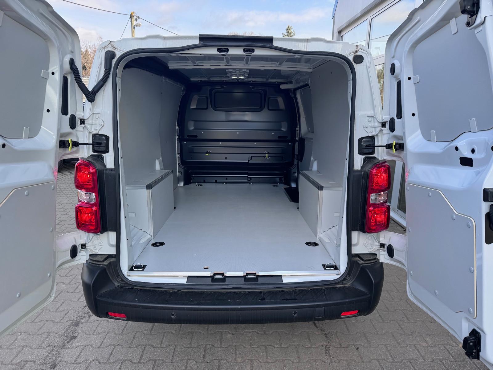 Peugeot Expert XL L2H1 1.5 HDI 120PS Cargo Pro