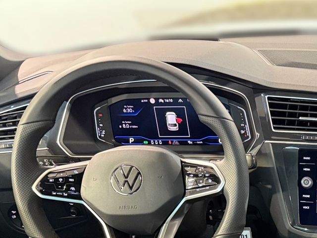 Tiguan 2.0 TDI DSG 4M R-LINE +IQ.LIGHT+PANO+HUD+