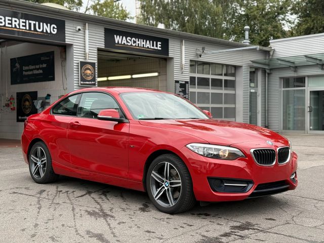 BMW 220 i Coupe Sport*Memory*Navi*2-Zonen*