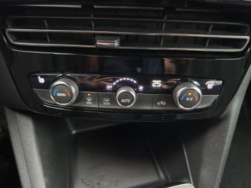 Opel Mokka e Ultimate 50kWh Kam,KeyLes,LED,Nav,SHZ,AC