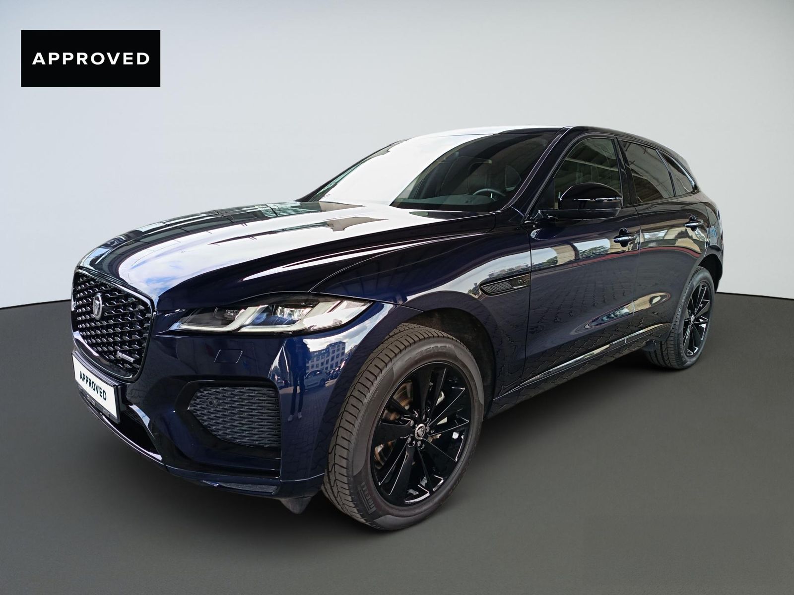 Jaguar R-DYNM SE 2.0 204HP A8 MHEV