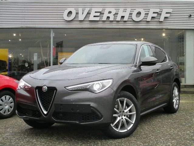 Alfa Romeo Stelvio LUSSO 2.0 Turbo Q4