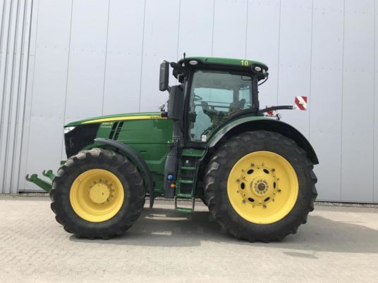 John Deere 7310R