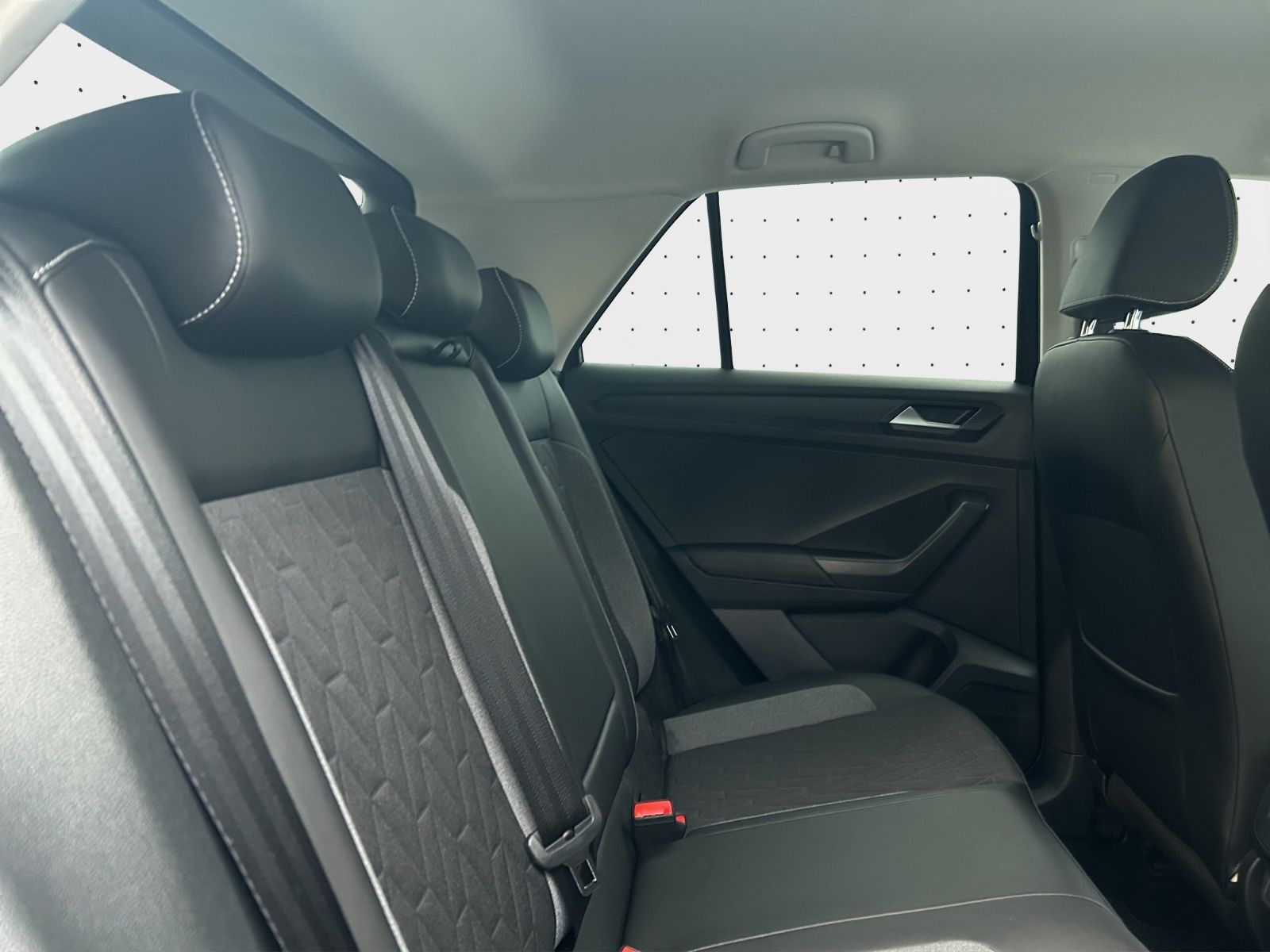 Volkswagen T-Roc - Bild 14