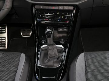 Volkswagen T-Roc R-Line Black Syle 1.5 TSI DSG AHK Kamera L
