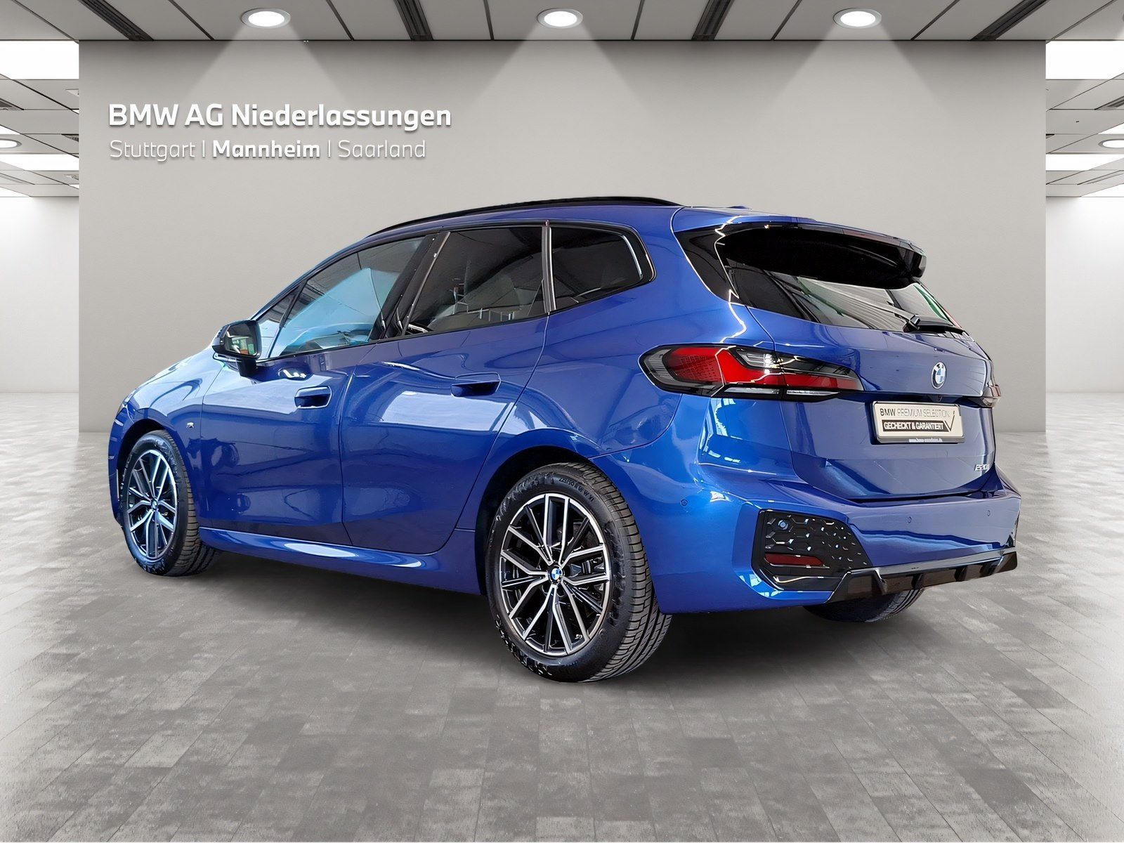 BMW 220 Active Tourer - Bild 2