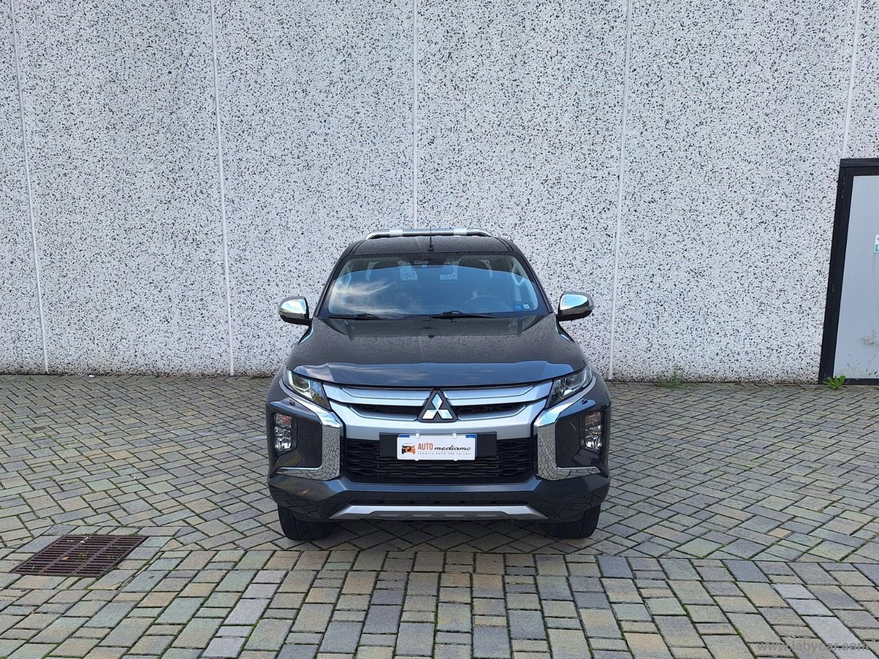Mitsubishi MITSUBISHI L200 2.3 D DoubleCab 4x4 AUTO RIDOTTE imagem 2
