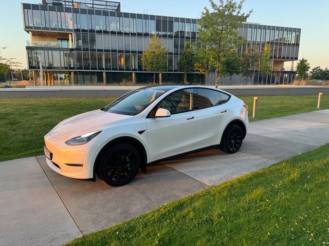 Tesla MODEL*Y*LONG*RANGE*ALLRAD*20*Zoll*GARANTIE