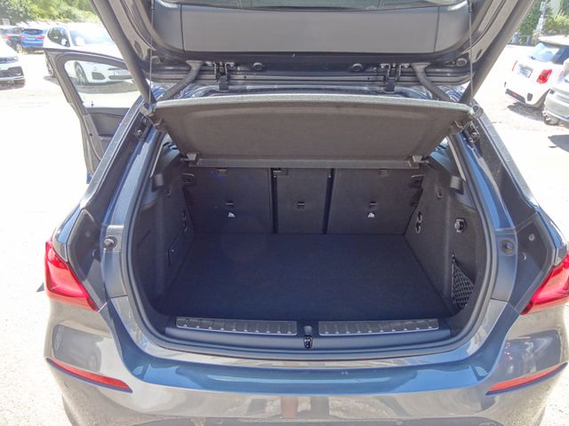Fahrzeugabbildung BMW 118d Sport Line/2.Hd/Virtual/Leder/HUD/Navi/Kam/