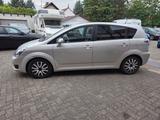 Toyota Corolla Verso 2.2-l-D-CAT Executive - Toyota Corolla Verso: 7sitzer