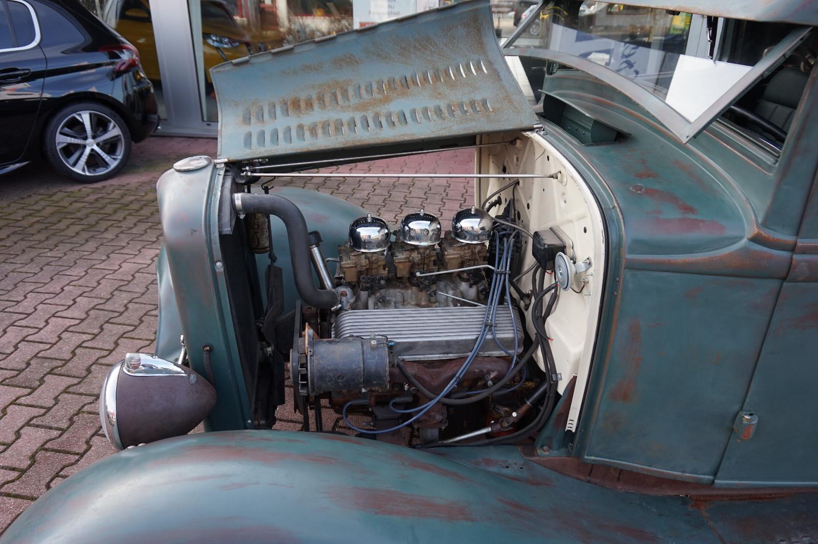 Ford Pickup 1932 V8 "Ford Outlaw Speed Shop" Hot Rod