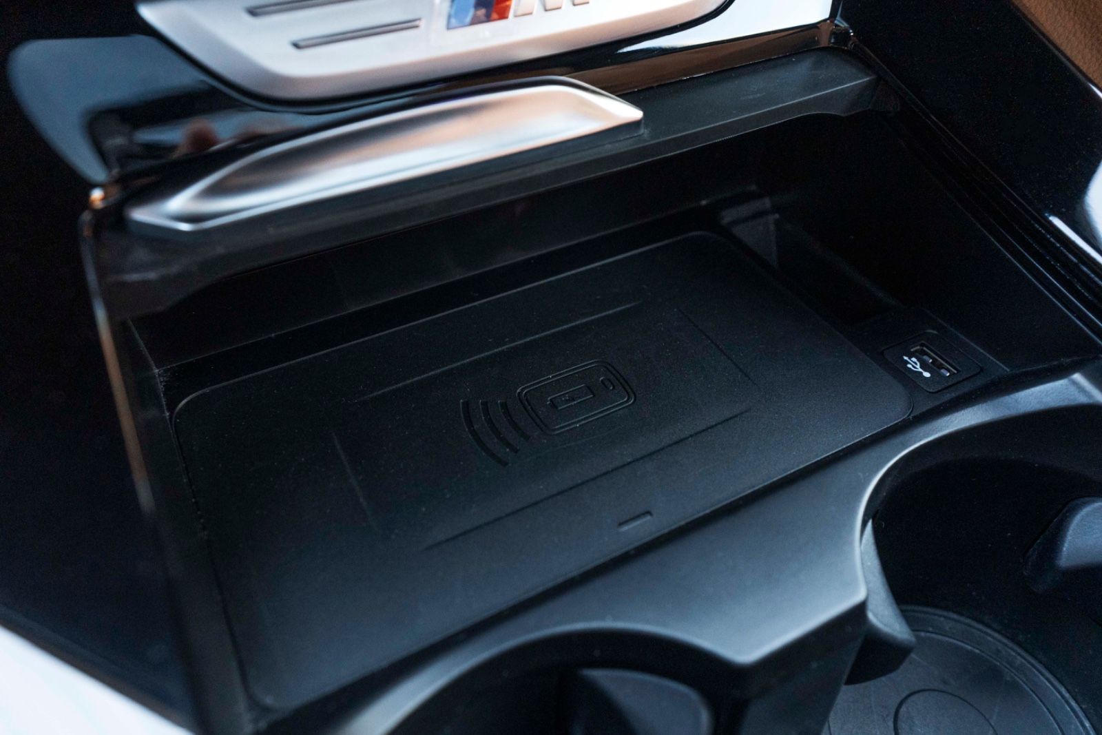 Fahrzeugabbildung BMW X4 M40i M-SPORT HUD H&K 360° CARPLAY LED