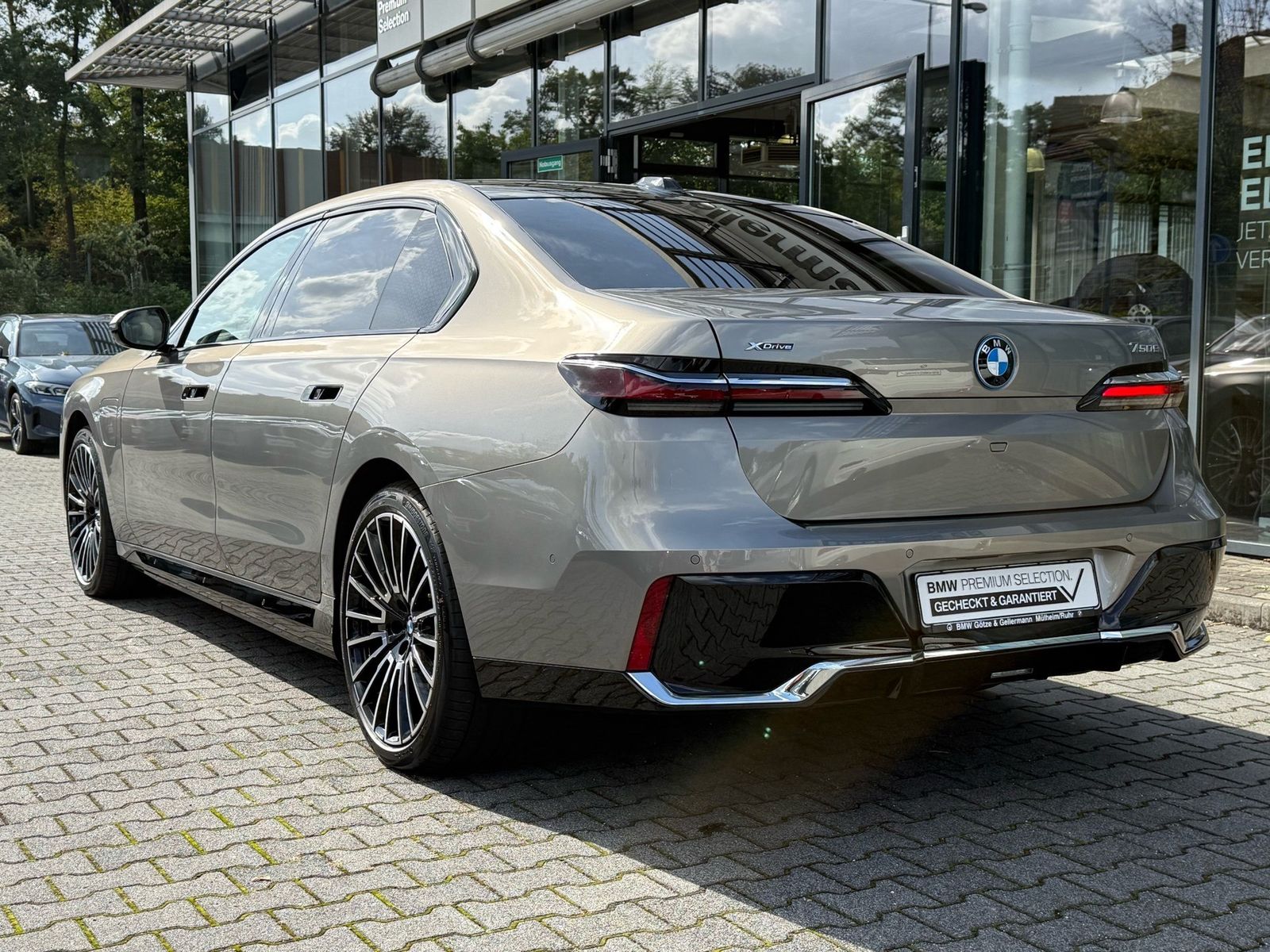 BMW 750 - Bild 4