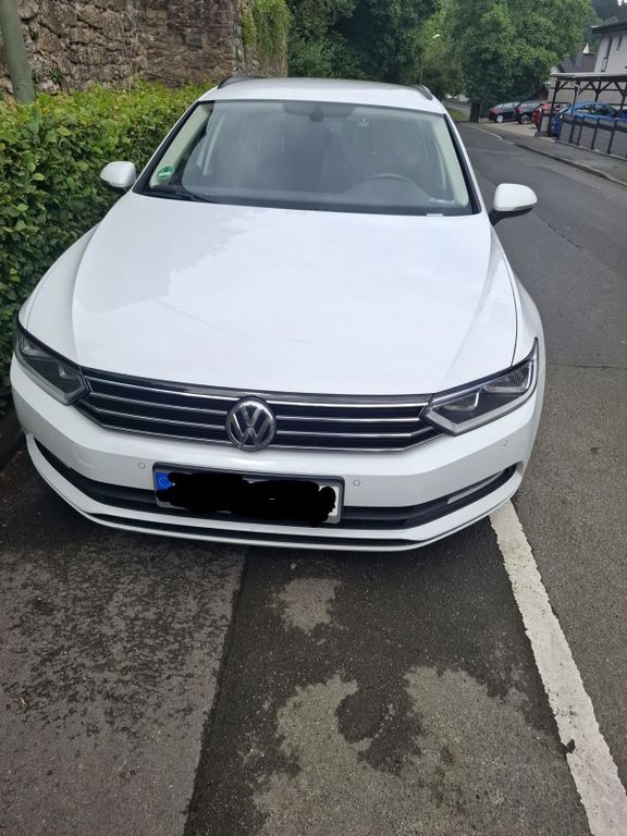 Image of Volkswagen Passat