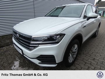 Volkswagen Touareg - 1
