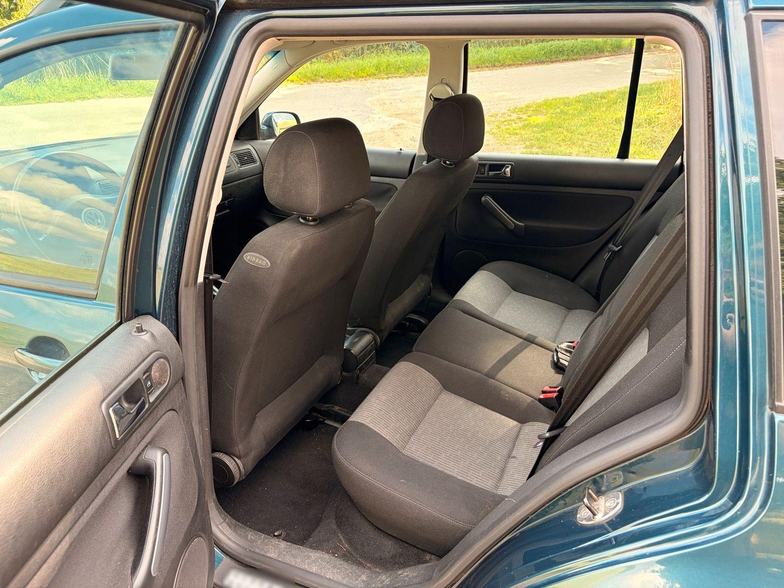 Volkswagen Golf 2004 — photo 12