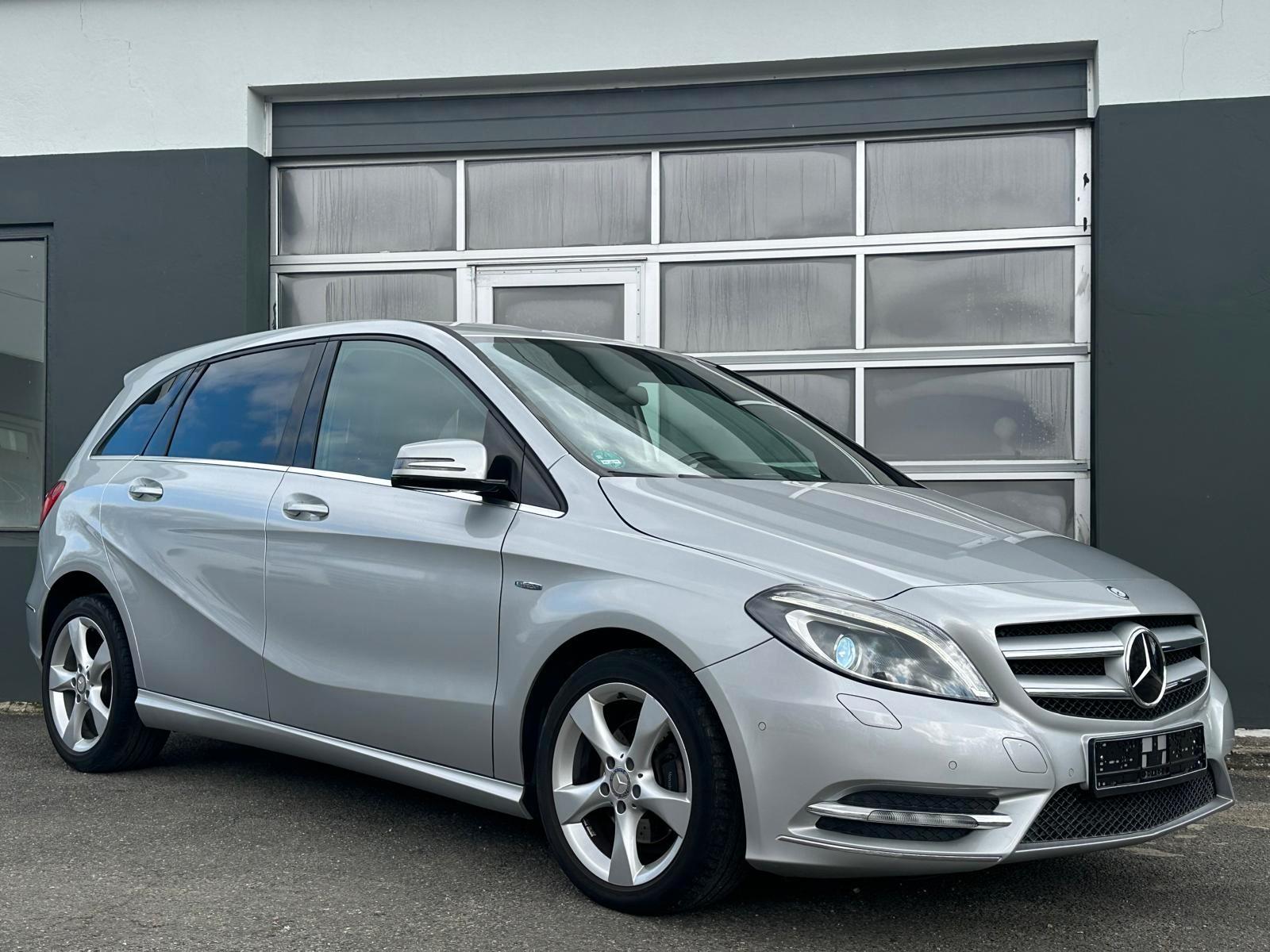 Mercedes-Benz B 200 CDI*Bi-Xenon*Automatik*PDC*Kamera*