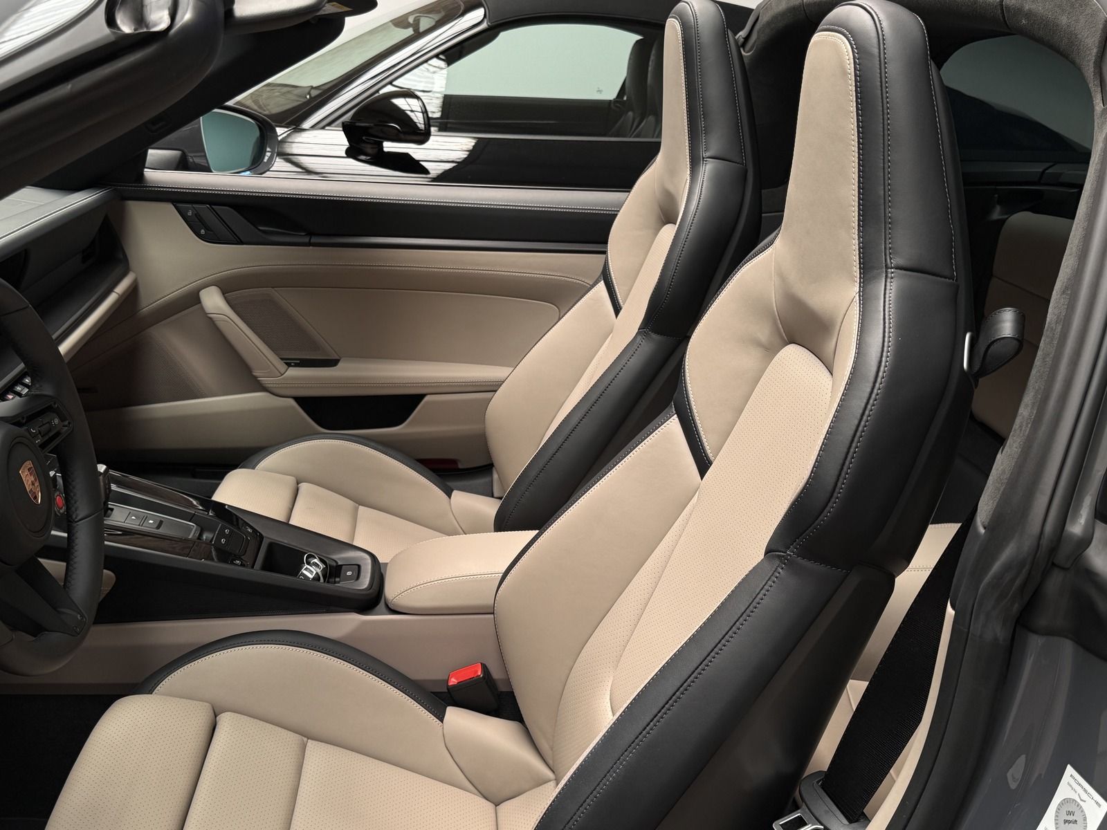 PORSCHE 992 911 Targa 4 GTS T-Hybrid *BOSE*PORSCHE INNOD