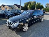 Mercedes-Benz E 320 CDI T-Modell *AVANTGARDE*AHK* - Mercedes-Benz E 320 mit Diesel-Antrieb: Kombi