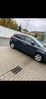 Kia Carens 2014 in Blau - Kia Carens von privat
