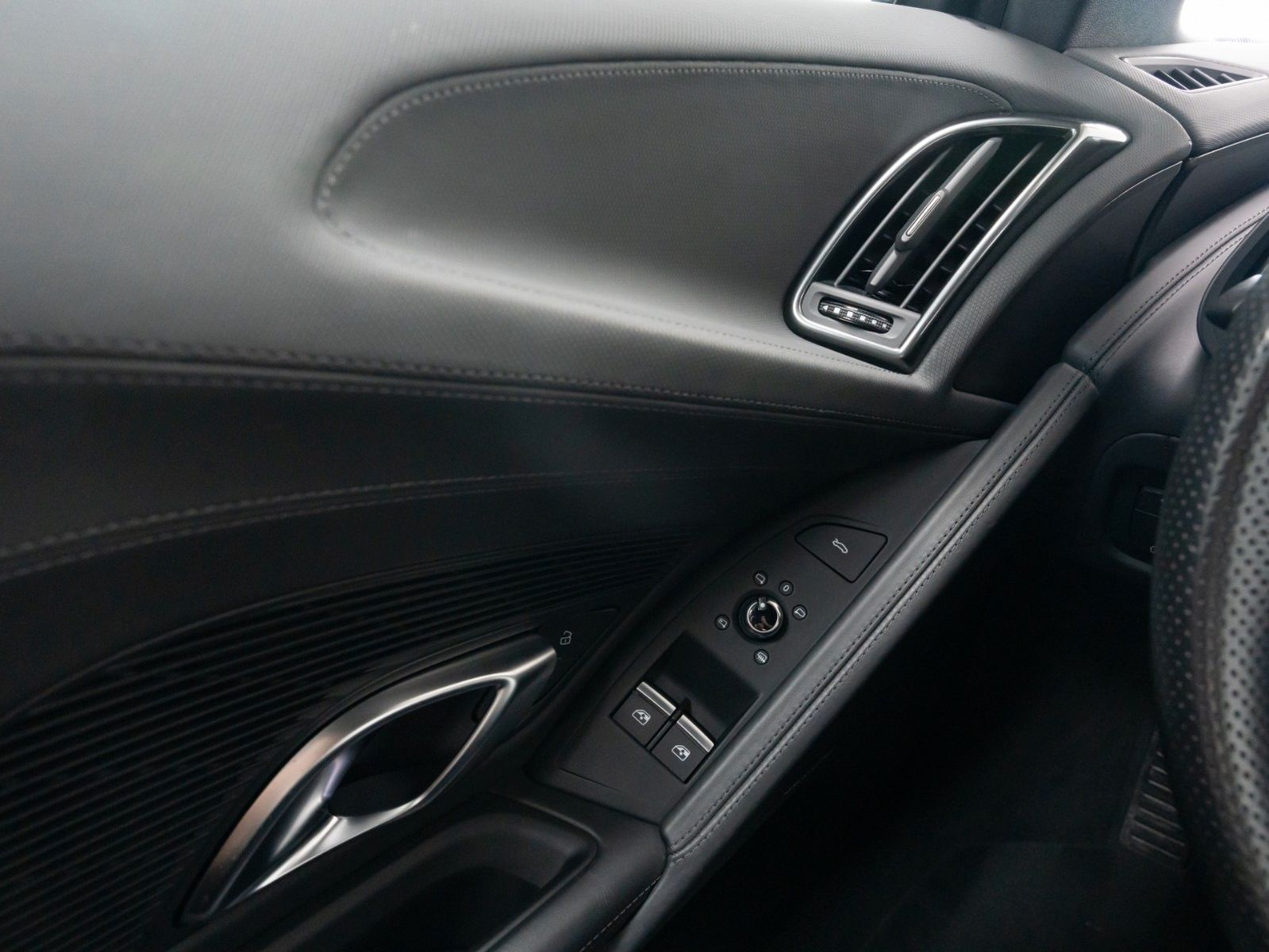 Fahrzeugabbildung Audi R8 Spyder 5.2 FSI quattro KW V5 Gewinde Capristo