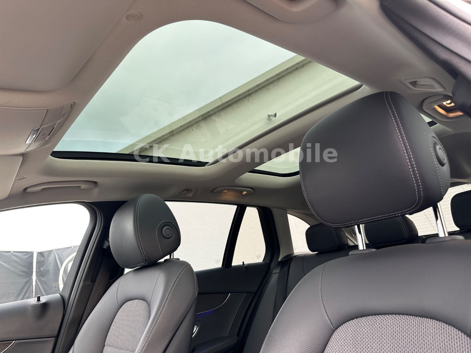 Fahrzeugabbildung Mercedes-Benz C300d T 4Matic Avantgarde/Burmeste/Navi/LED/360°