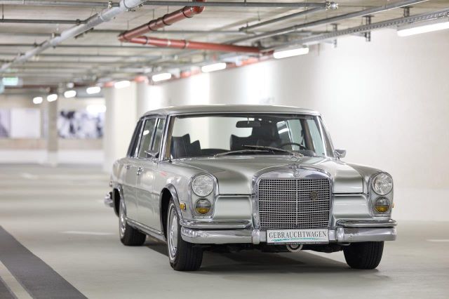 Mercedes-Benz 600