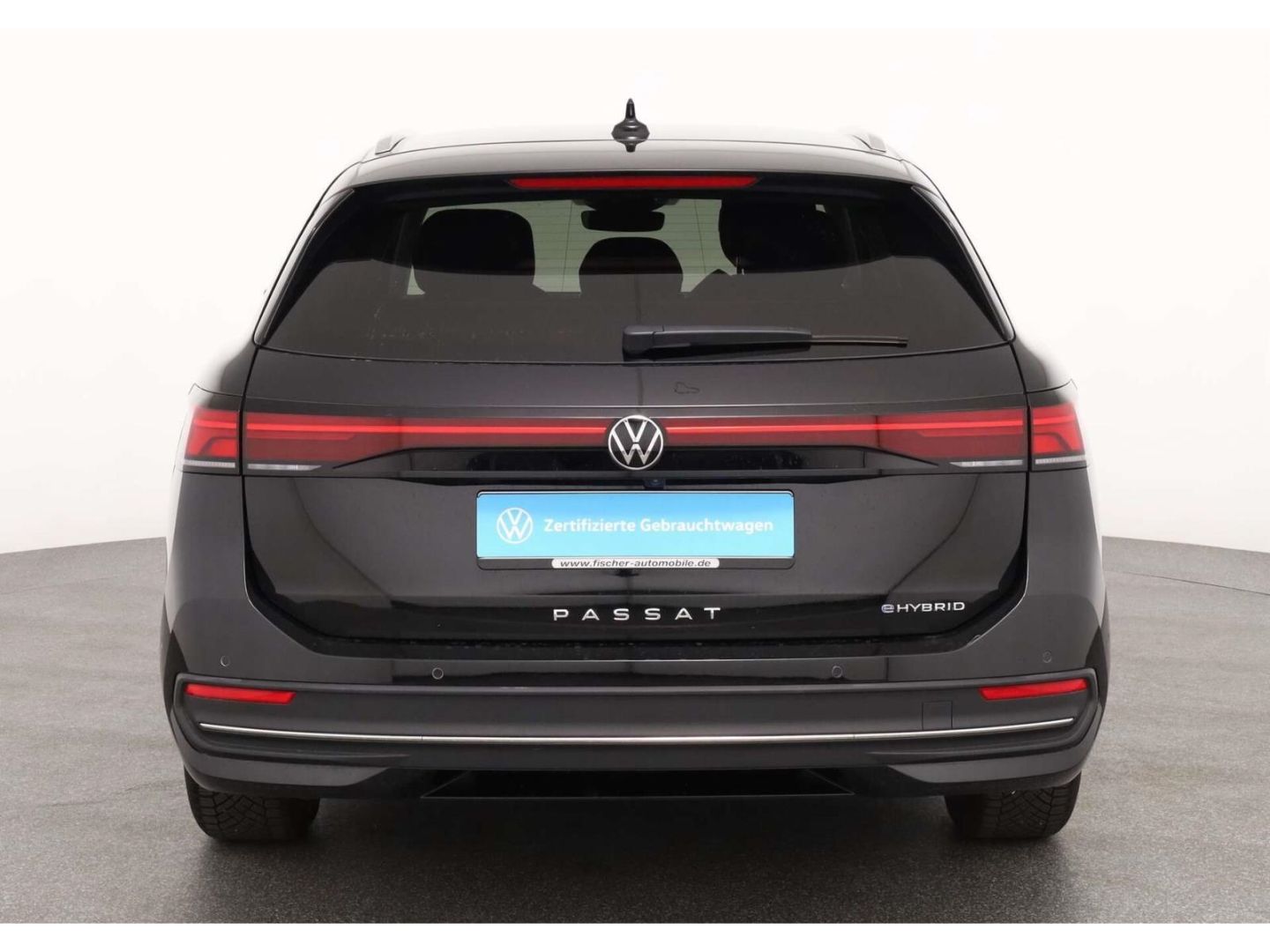 Volkswagen Passat 1.5 eHybrid Business DSG NAV/AHK/keyless foto 7