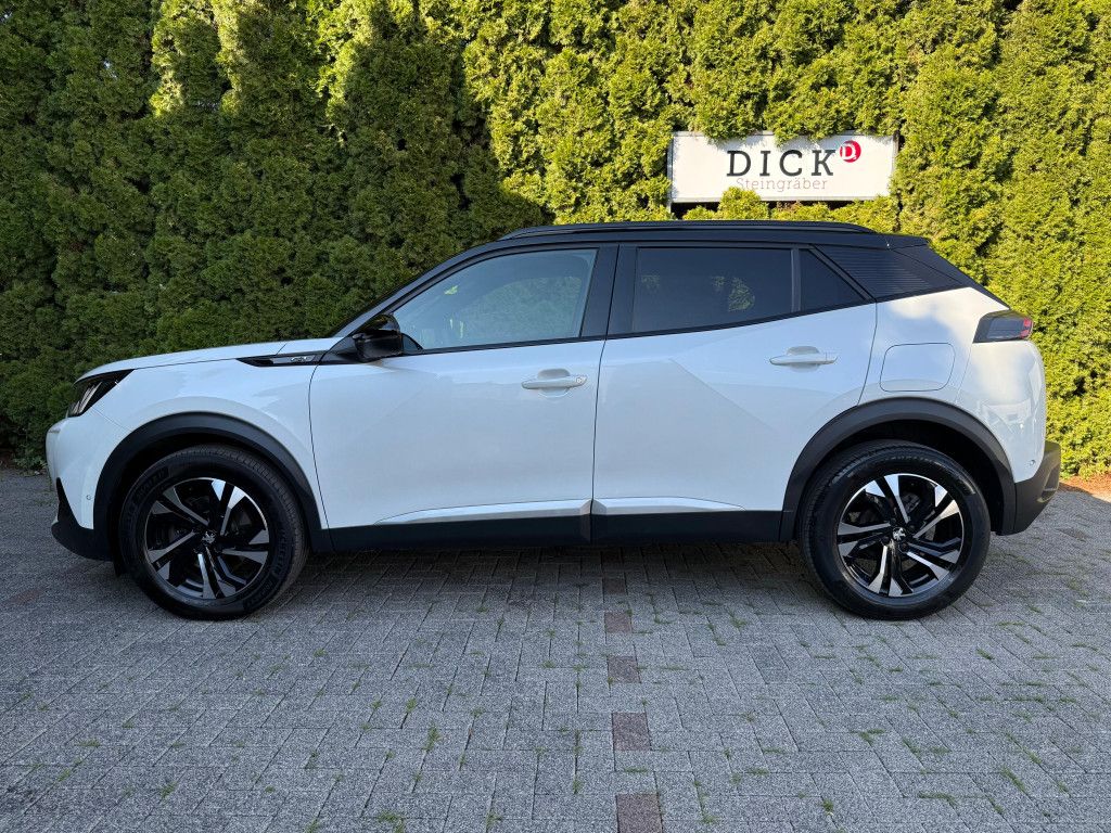 Fahrzeugabbildung Peugeot 2008 GT 1.5 Blue-HDI LED+NAV+KAM+PANO+AMBI+SHZ+