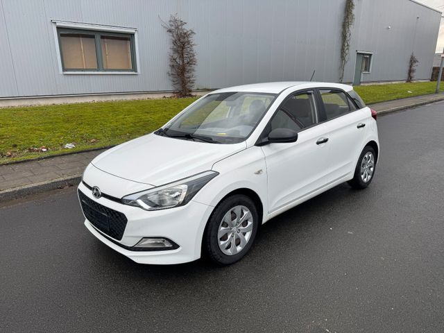 Hyundai i20 blue Basis