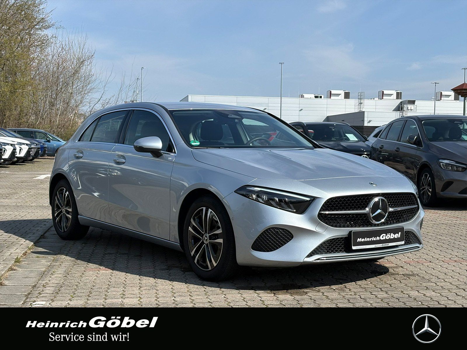 Fahrzeugabbildung Mercedes-Benz A 180 Progressive*KAMERA*LED*SPURHALTE*