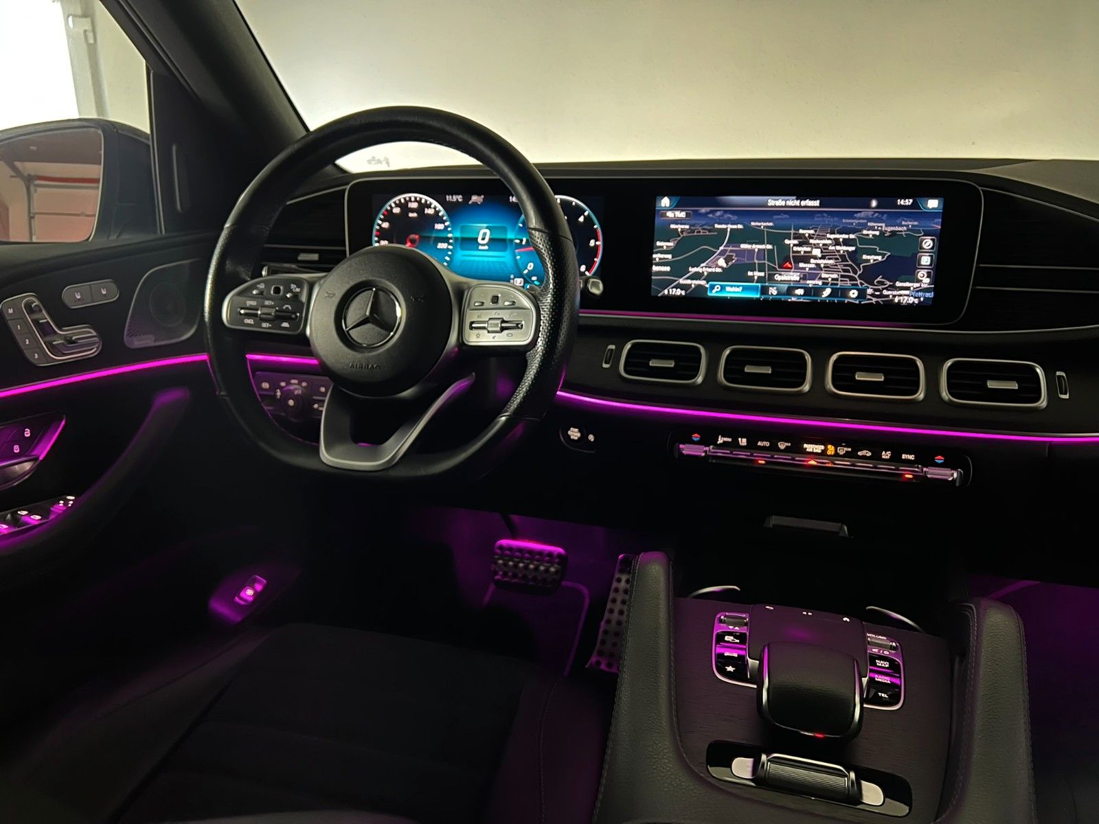 Fahrzeugabbildung Mercedes-Benz GLE 350 d 4Matic AMG-LINE/DISTRONIC/AIR/7-SITZER