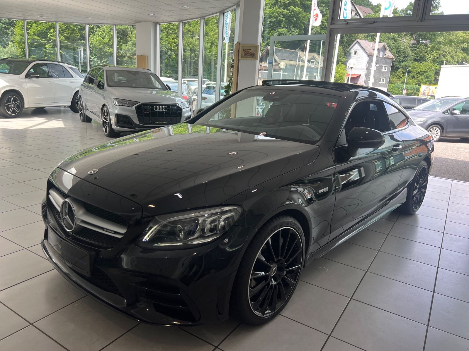 Fahrzeugabbildung Mercedes-Benz C 43 AMG Coupé 4Matic * PANORAMADACH *