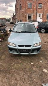 Mitsubishi Space Star. - Mitsubishi Space Star: Kombi