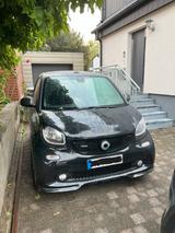 Smart ForTwo cabrio 0.9 80kW BRABUS twinamic BRABUS - Smart in Aachen