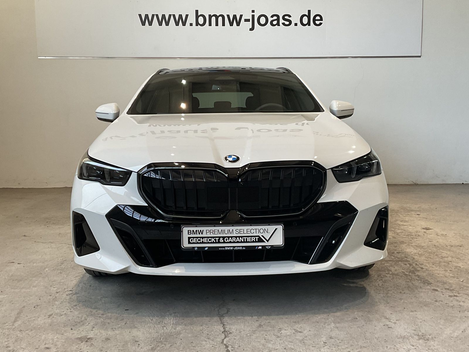 Fahrzeugabbildung BMW 520d xDrive M Sportpaket pro, Panorama-Glasdach,
