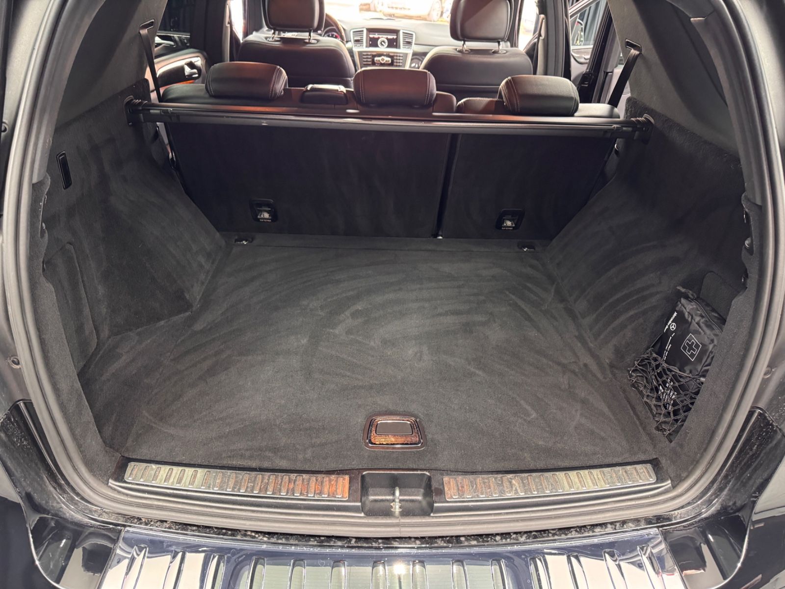 Fahrzeugabbildung Mercedes-Benz ML 400|LEDER|NAVI|SCHIEBEDACH|MASSAGE|360 KAMERA